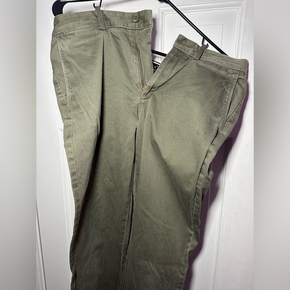 J Crew Hunter Green Chino Pants - Picture 1 of 2